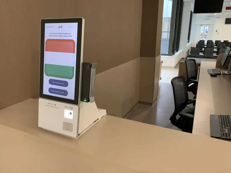 Samoobslužný kiosek SaMo DESK15